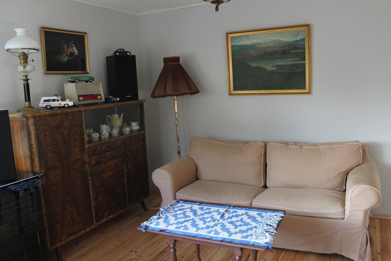 Midhop Guesthouse Thingeyrar 외부 사진