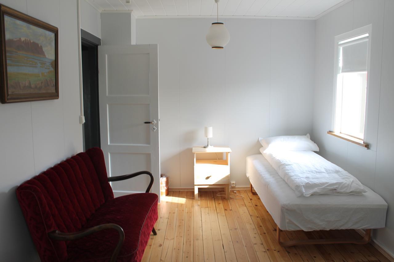 Midhop Guesthouse Thingeyrar 외부 사진